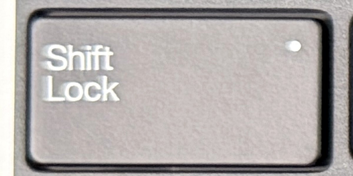 De Shift Lock-toets op een Belgisch AZERTY-toetsenbord